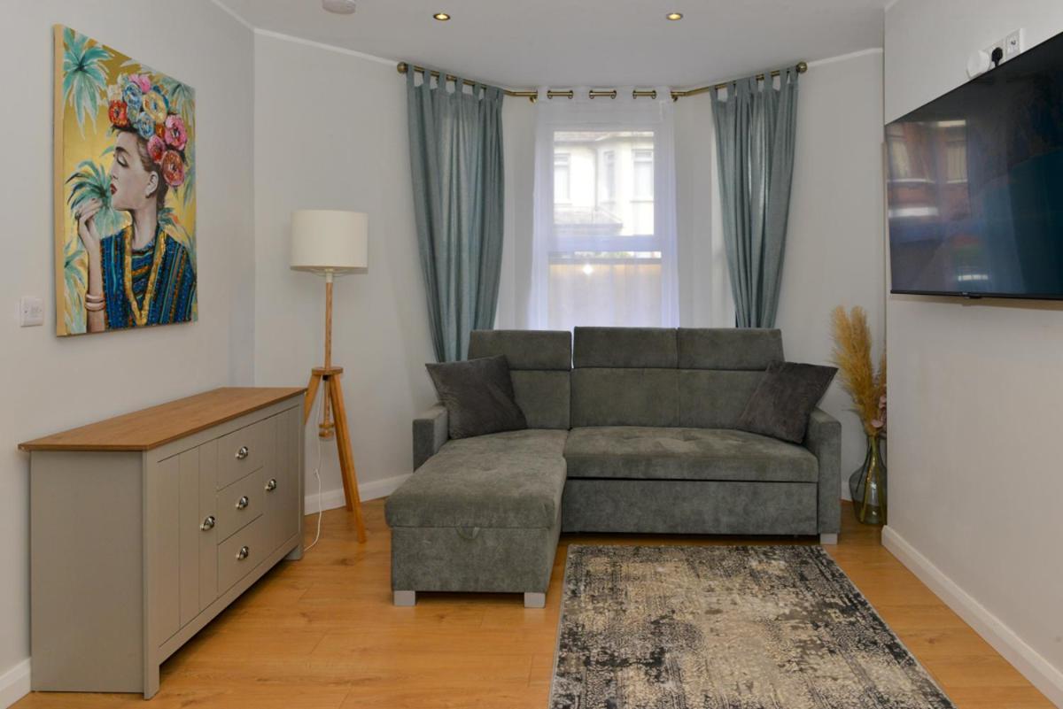 Esterville Apartments 1 And 2 Bedrooms Hot Tub Availability Belfast Eksteriør bilde