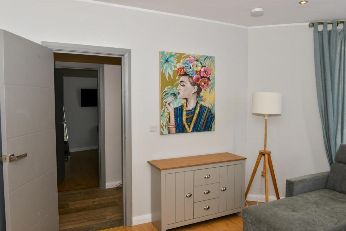 Esterville Apartments 1 And 2 Bedrooms Hot Tub Availability Belfast Eksteriør bilde