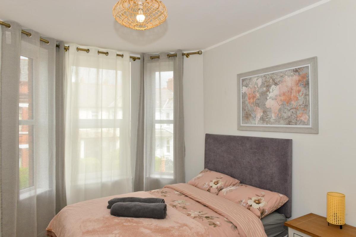 Esterville Apartments 1 And 2 Bedrooms Hot Tub Availability Belfast Eksteriør bilde