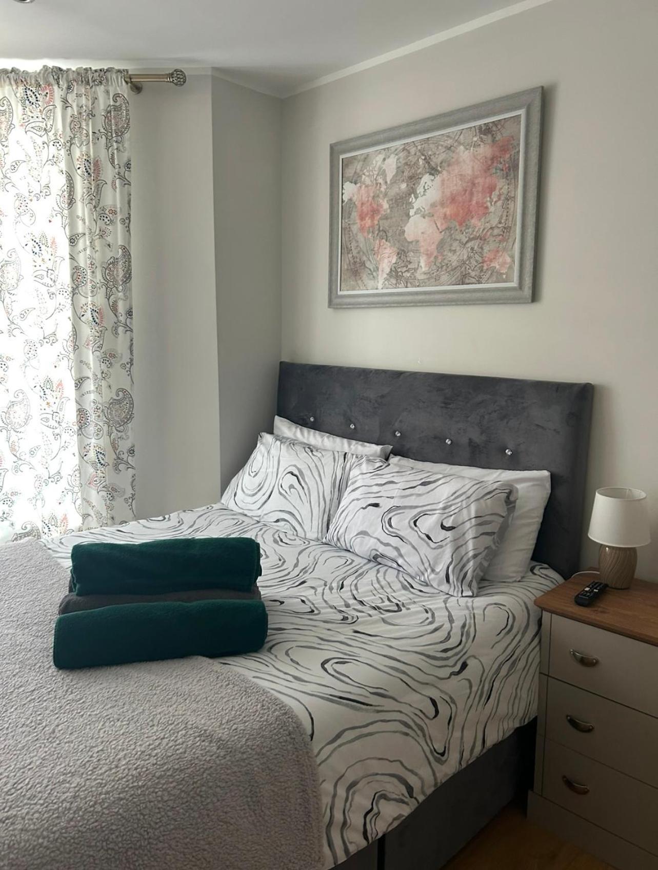 Esterville Apartments 1 And 2 Bedrooms Hot Tub Availability Belfast Eksteriør bilde